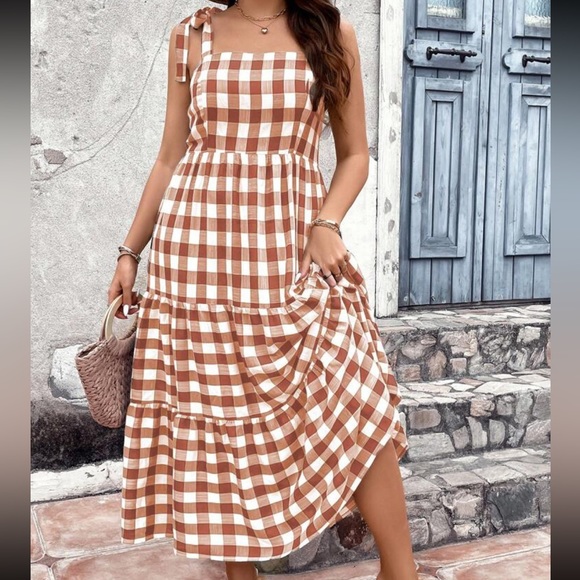 Classic Plus Size Gingham Print Tie Shoulder Smock Tiered Ruffle Hem Cami Dress - Picture 2 of 3